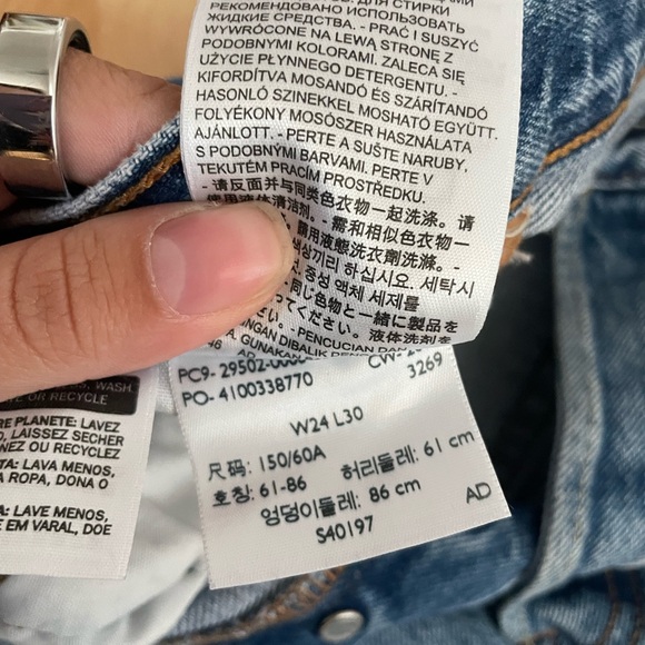 LEVI WEDGIE STRAIGHT JEANS - Picture 4 of 4